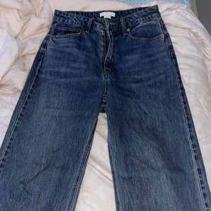 Straight leg Blue Jeans